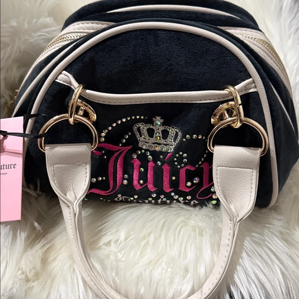 Viral juicy couture satchel bag
In perfect condition brand new with tags - Picture 2 of 7